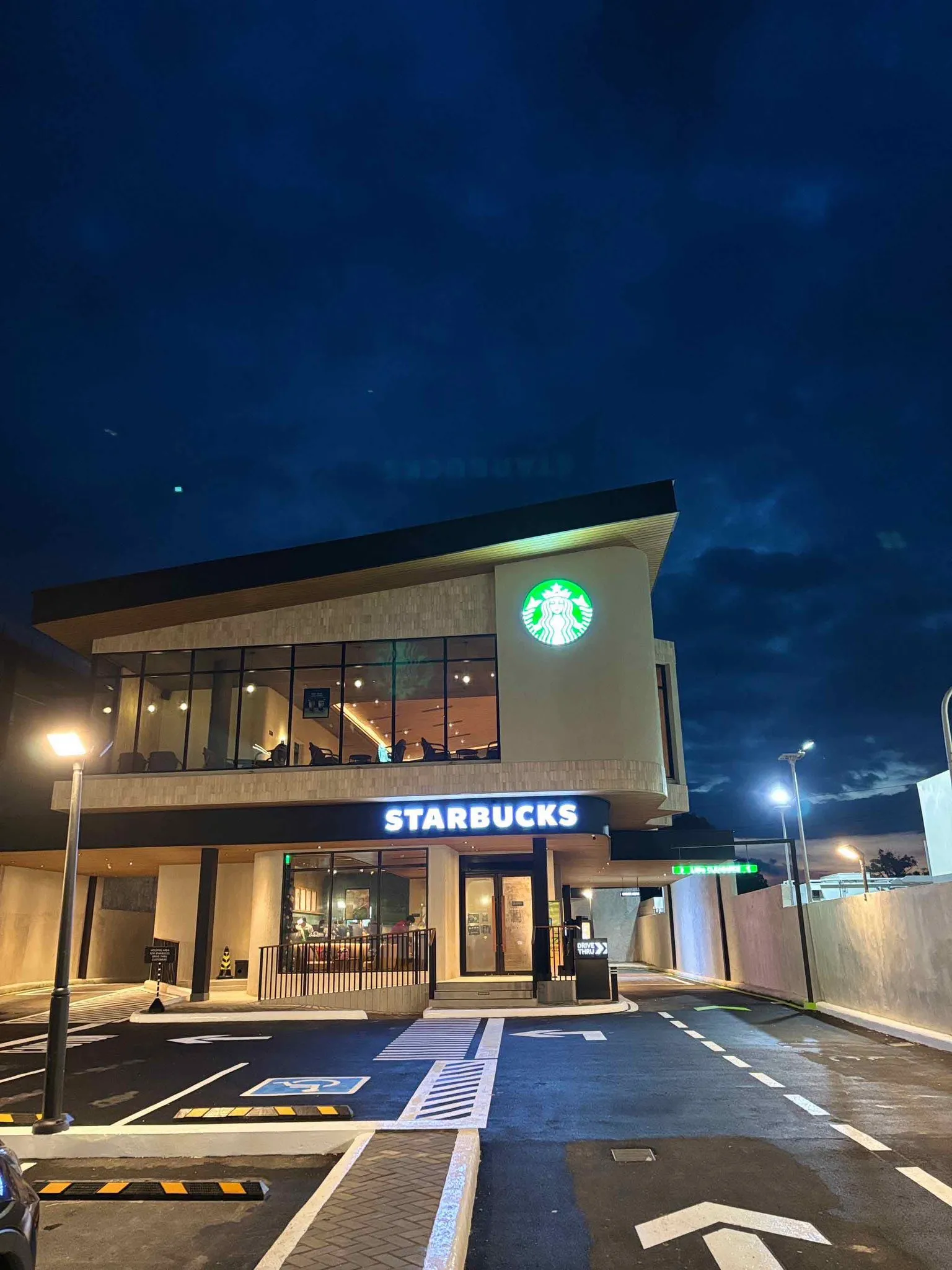 Starbucks 1